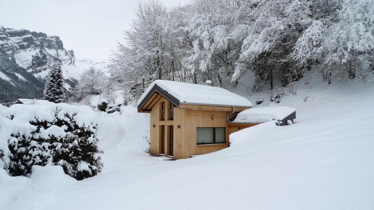 Chalet*** Au Pied D'Une Prairie Face A La Montagne Sixt Dış mekan fotoğraf